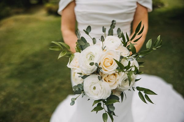 Summer Bride White Flower Bridal Bouquet Ranunculus Ivory Rose