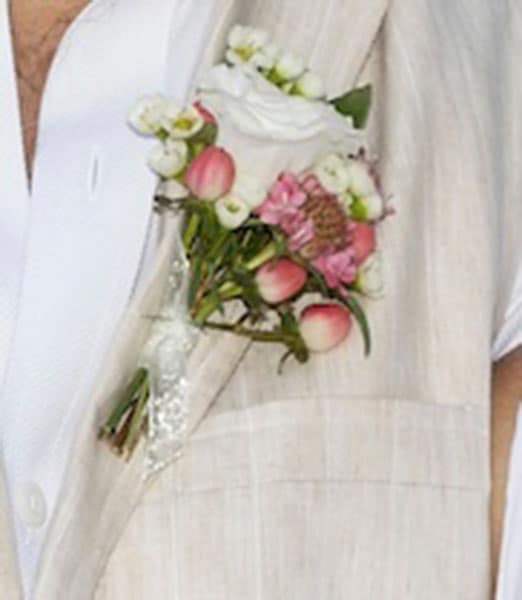 Summer Wedding Groom Boutonniere White Lisianthus Pink Berry